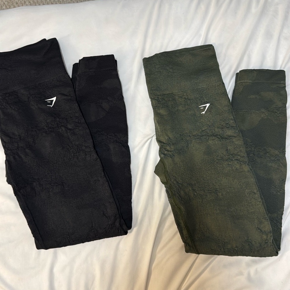 Gymshark Seamless High-Waist Leggings - Black & Olive